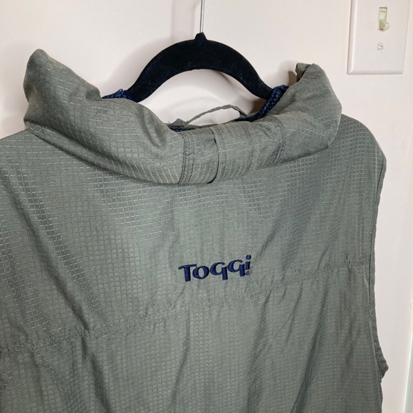Toggi activity Vest - Picture 8 of 12